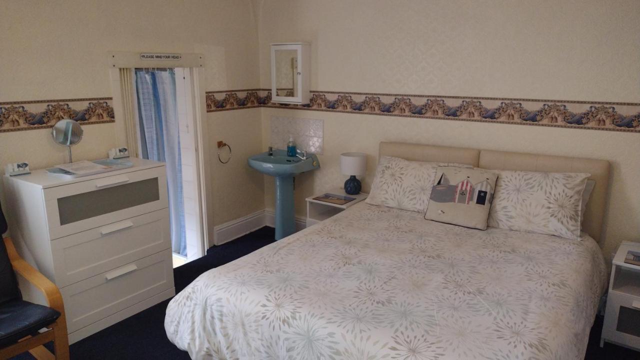The Kathrene Holiday Flats Флітвуд Екстер'єр фото